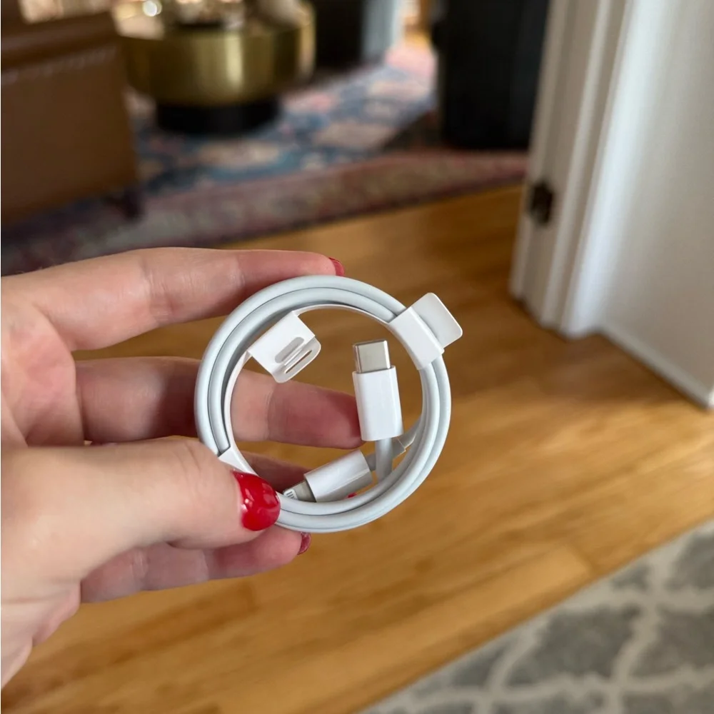 NWT Apple USB-C to Lightening Cable Charger